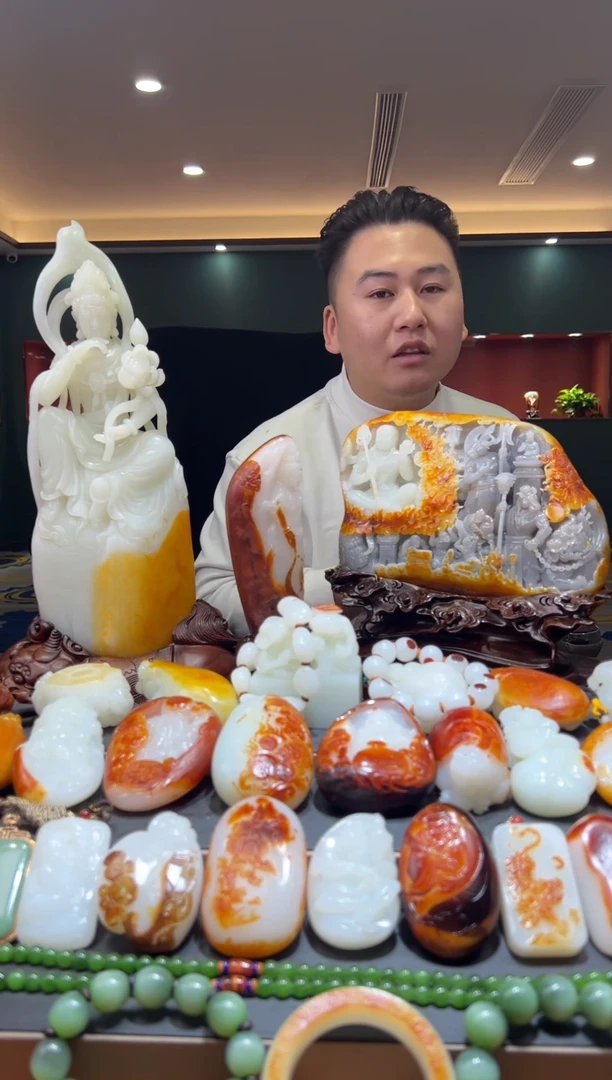 未镶嵌和田玉把件繁*和田玉