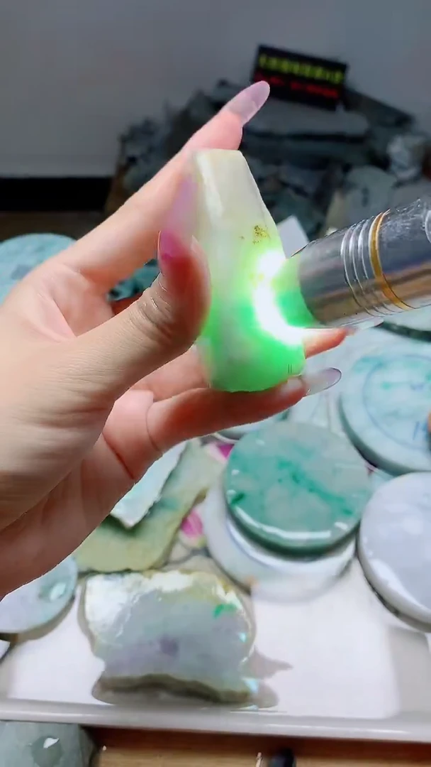 裸石翡翠天然缅甸翡翠A货