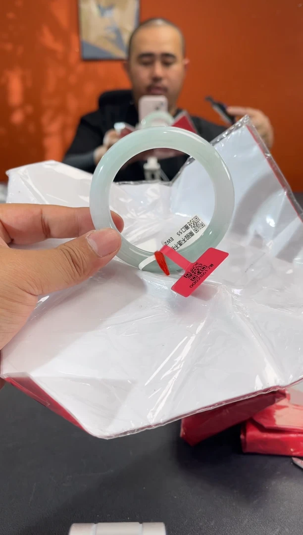 未镶嵌手镯翡翠4  54