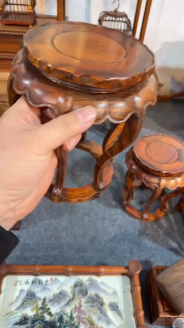 木福利            香几一对