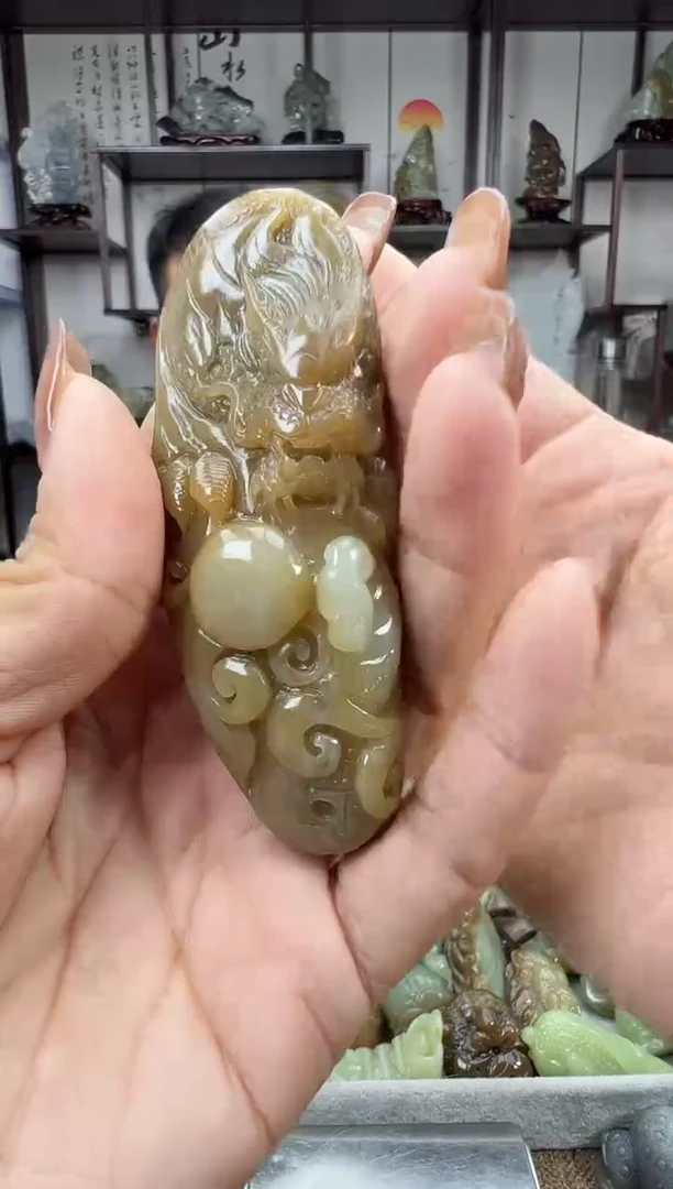 未镶嵌和田玉把件1