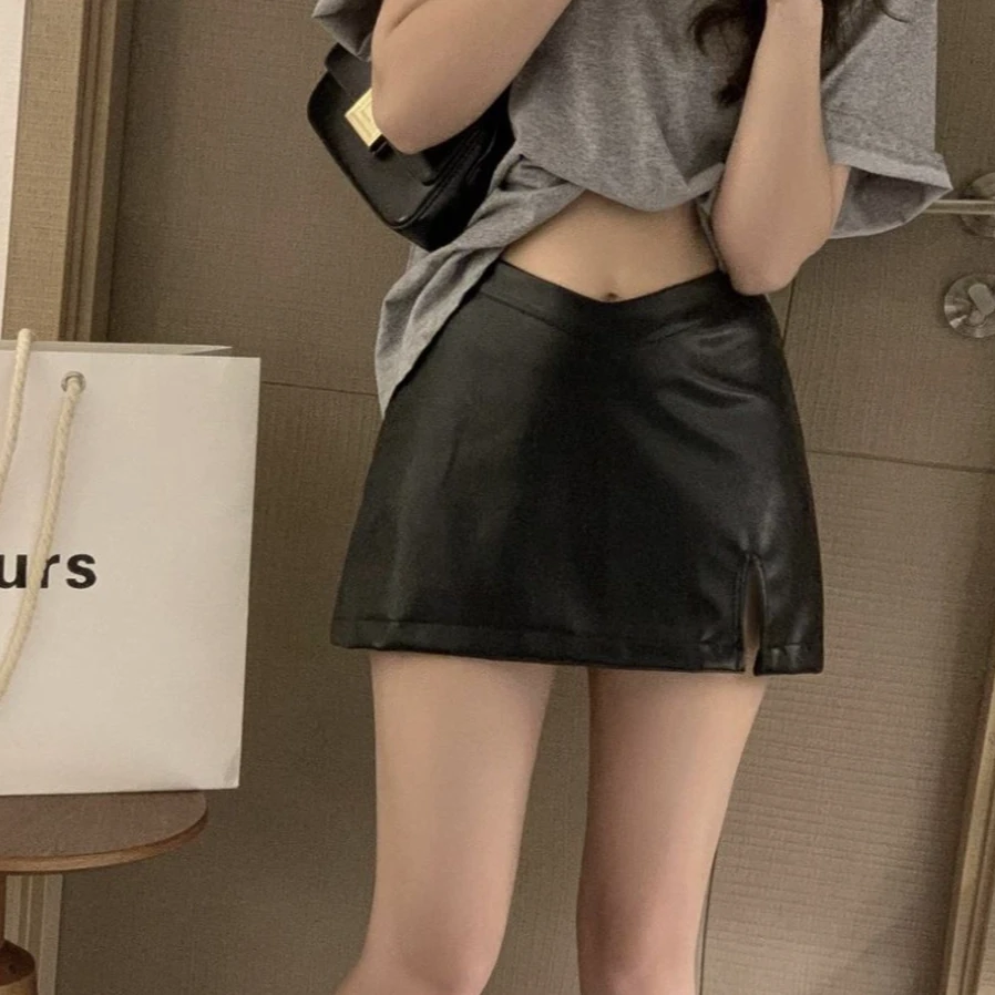 2025新品秋冬季设计感个性开叉皮裙银色pu柔软透气高腰A字裙裤女