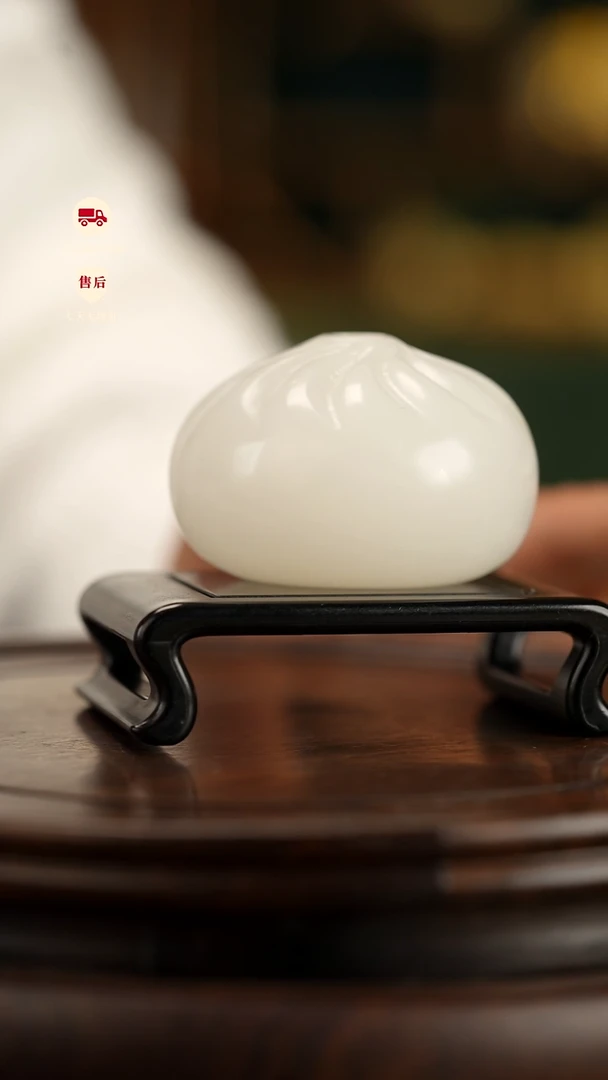 云南石荔枝白雕刻：蒸蒸日上