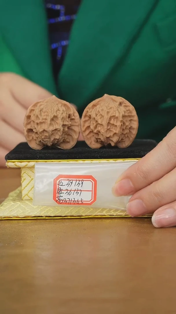 把件文玩核桃盘山公子帽