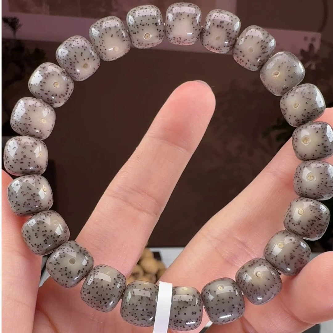 SUSU甄选 海南原生态星月菩提 一物一图 H31奶奶灰背面小通体10*9