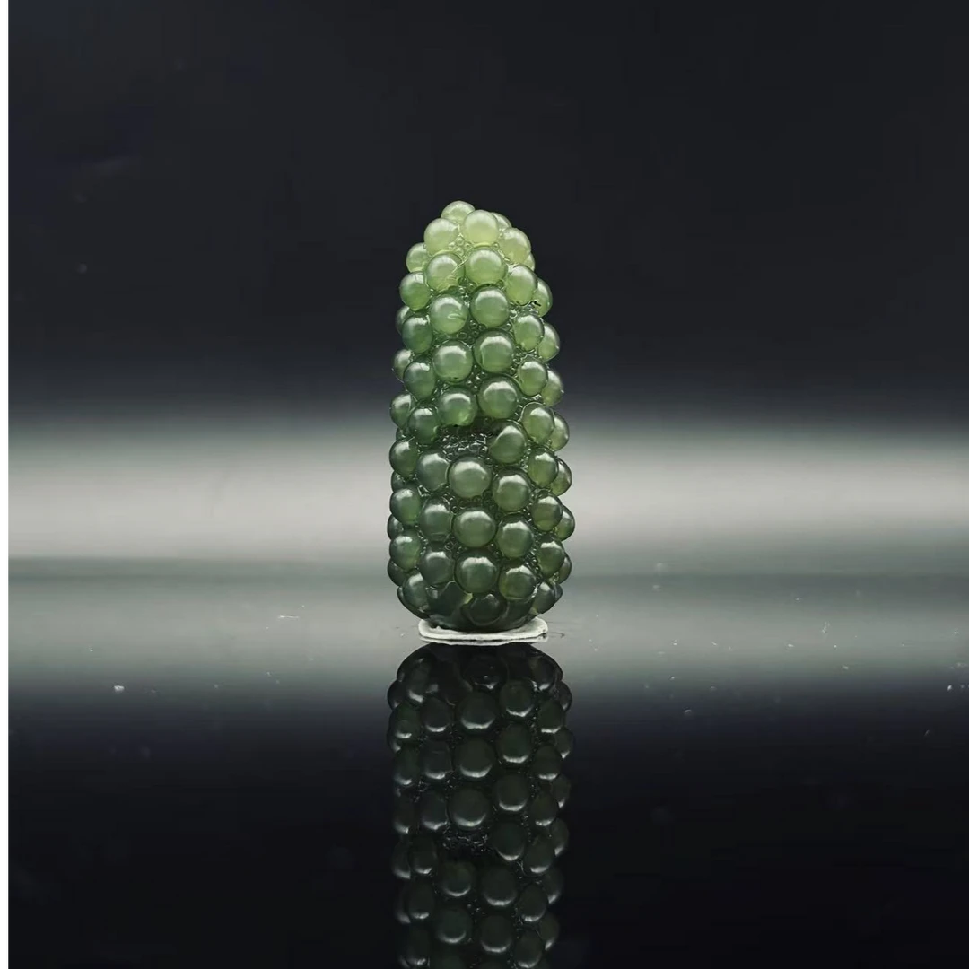 和田玉碧玉硕果累累吊坠 3592