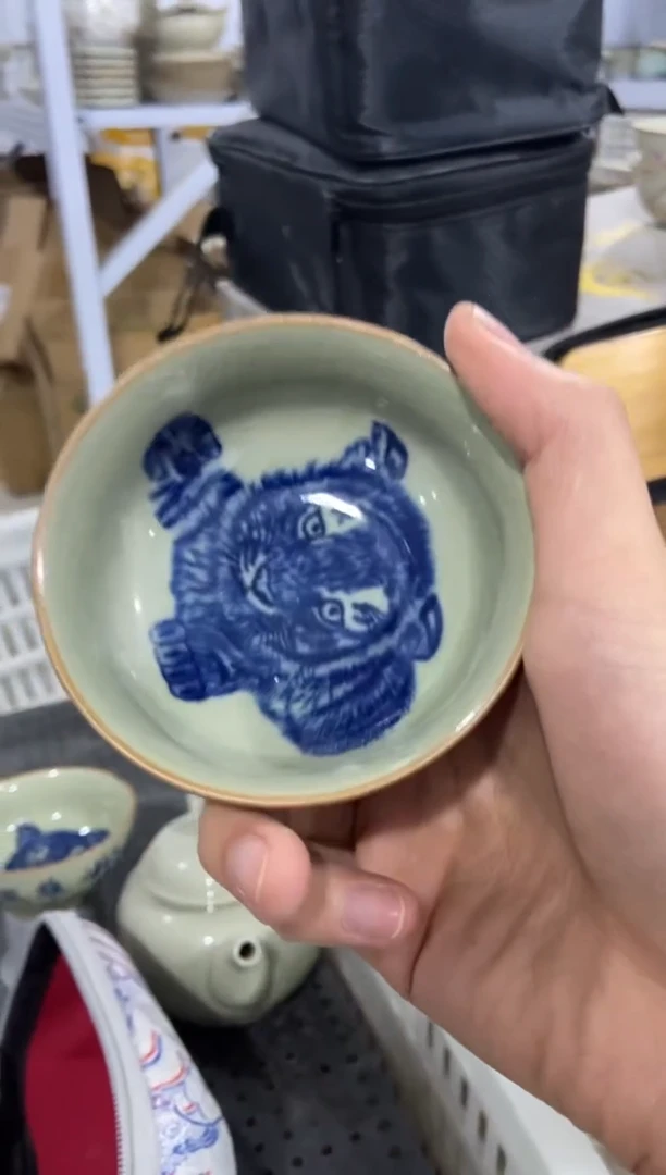 微微瑕疵茶杯茶具盖碗