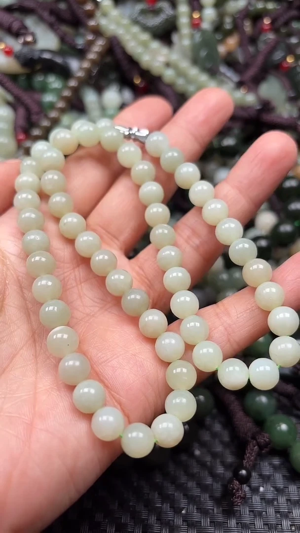 【闪购商品】和田玉颈饰未镶嵌.