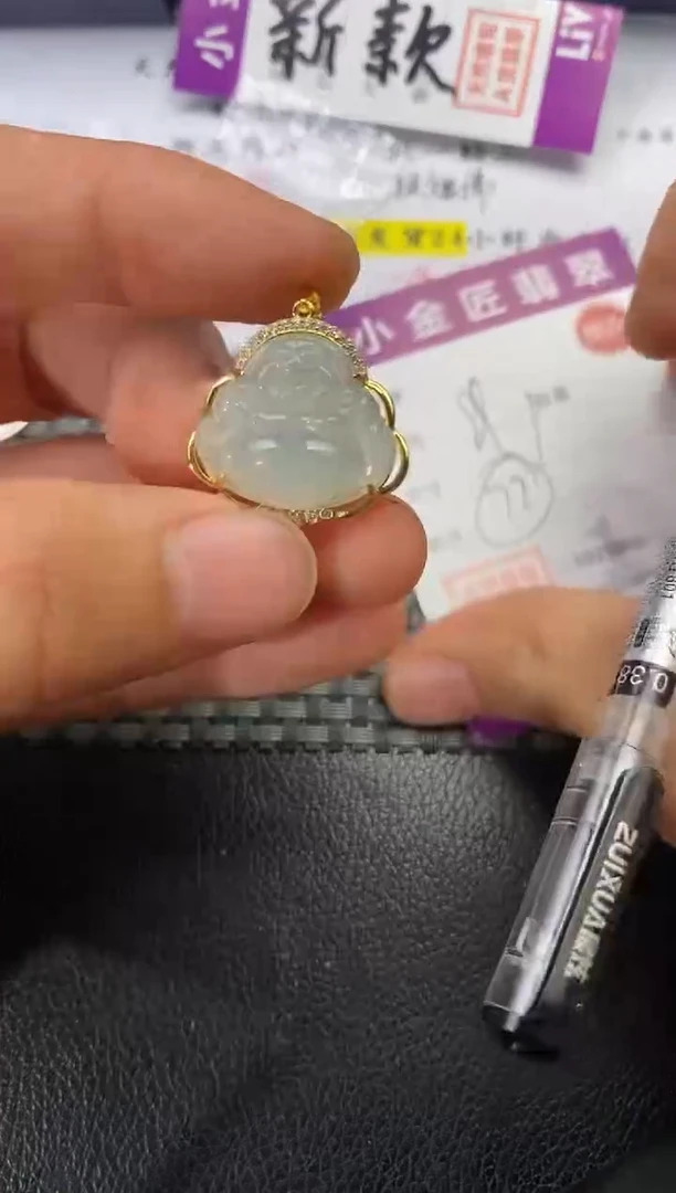 颈饰银S925镶嵌翡翠君*挂件