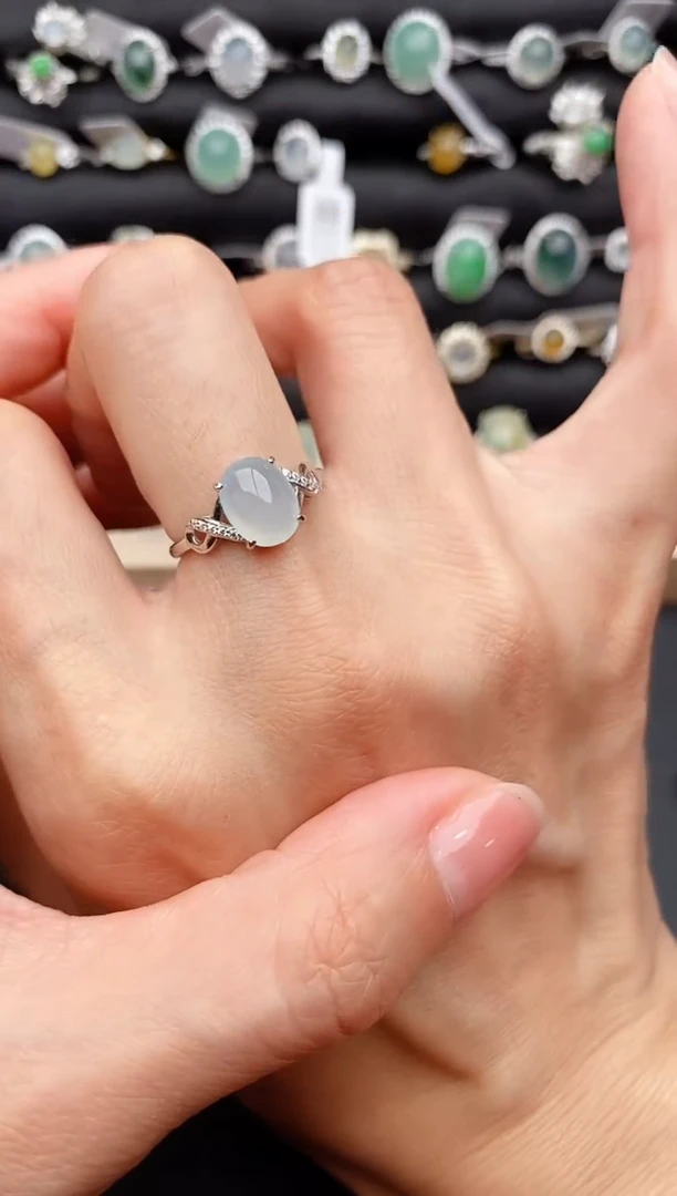 【闪购商品】翡翠戒指银S925镶嵌缅甸天然A货翡翠111   7-7