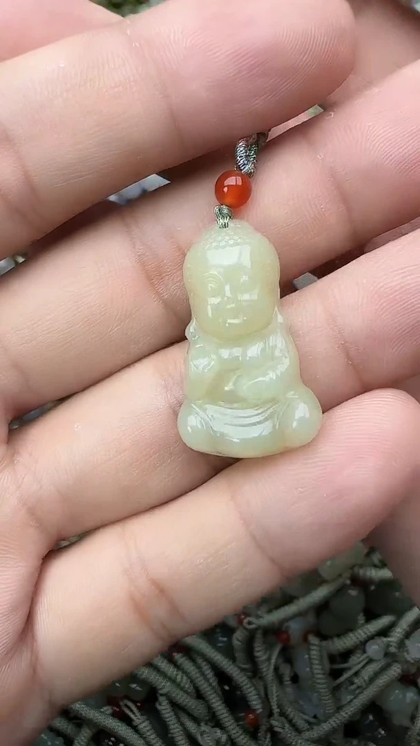 颈饰未镶嵌和田玉拍一发一