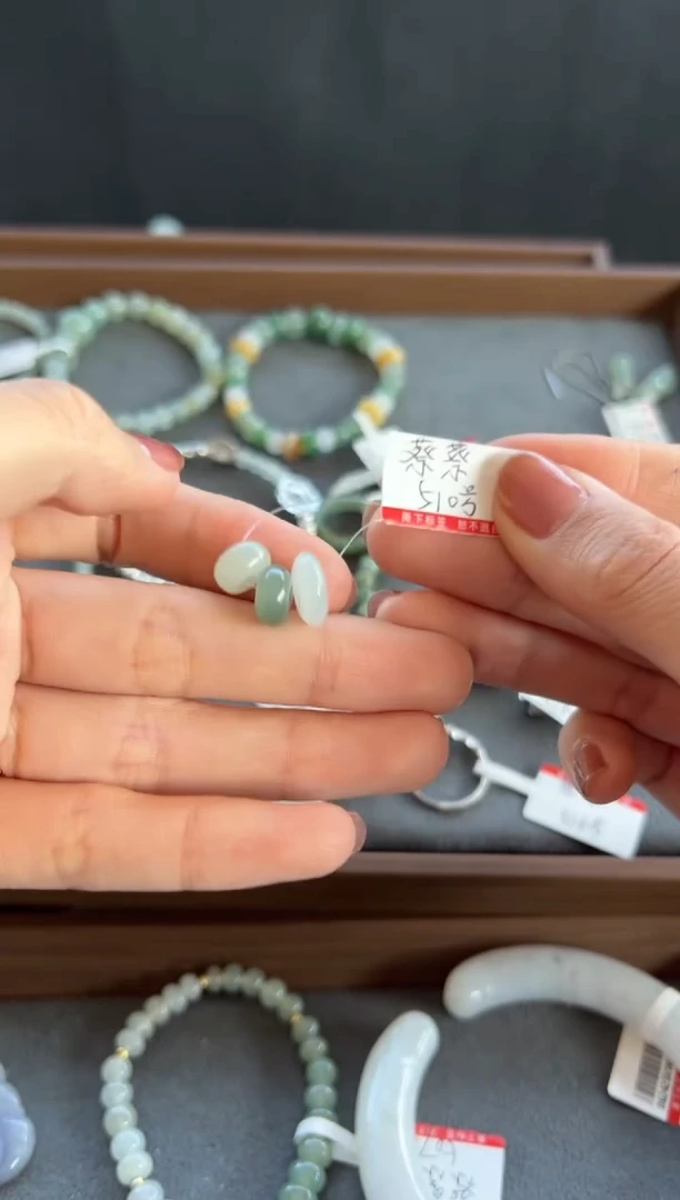 【闪购商品】翡翠颈饰未镶嵌510号