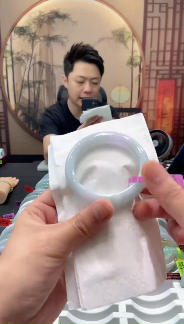 未镶嵌手镯翡翠000054259