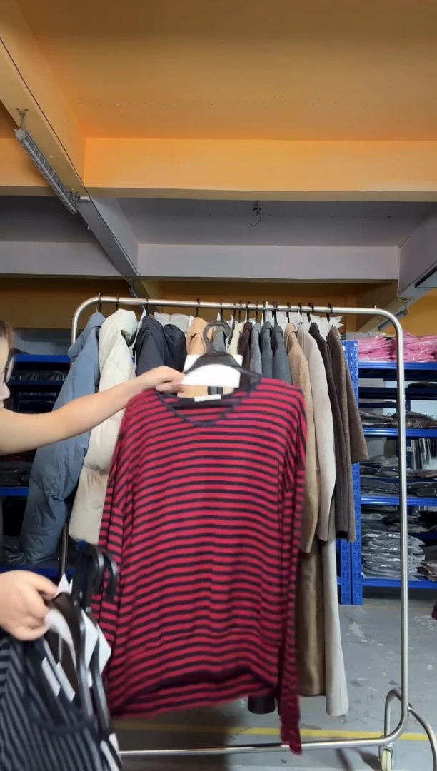 A701条纹长袖均码