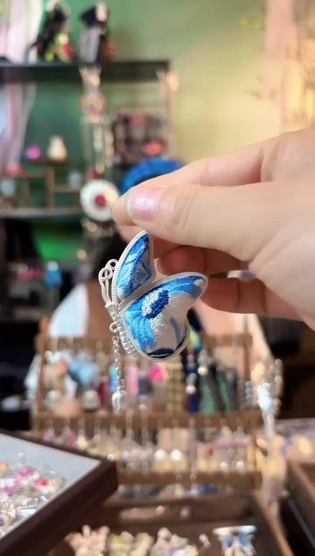 织绣彩云南阁非遗老绣621