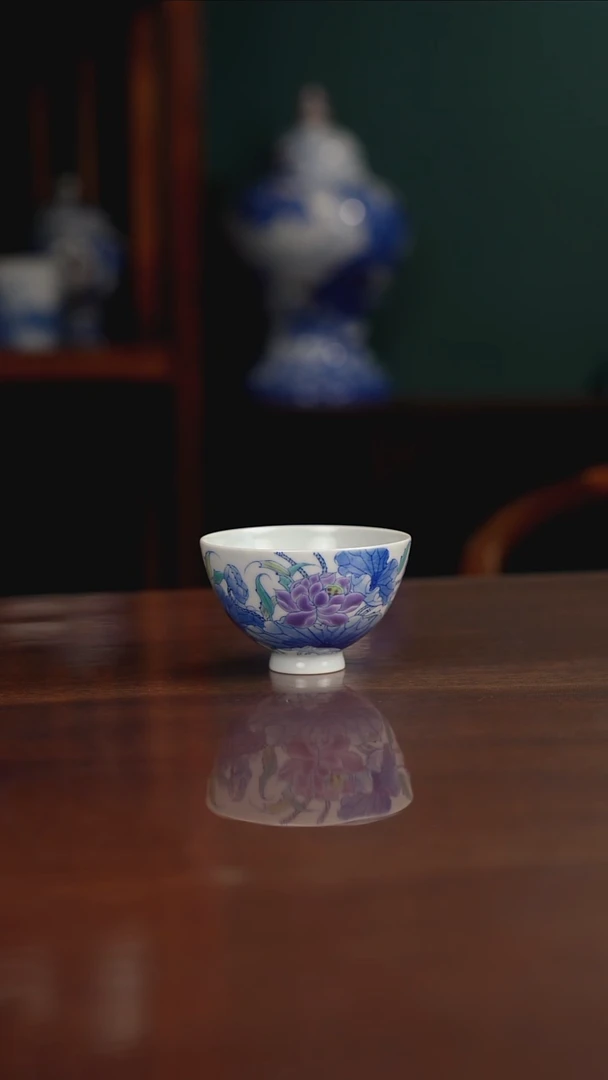 空山明月 新斗彩 荷花