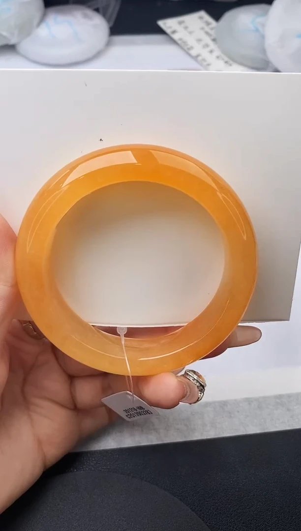 未镶嵌手镯石英质玉w211-HHB58+