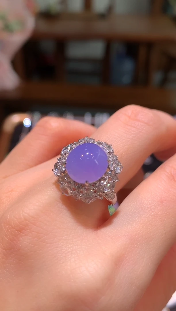 18K金镶嵌戒指翡翠紫罗兰红椿紫蛋面戒指