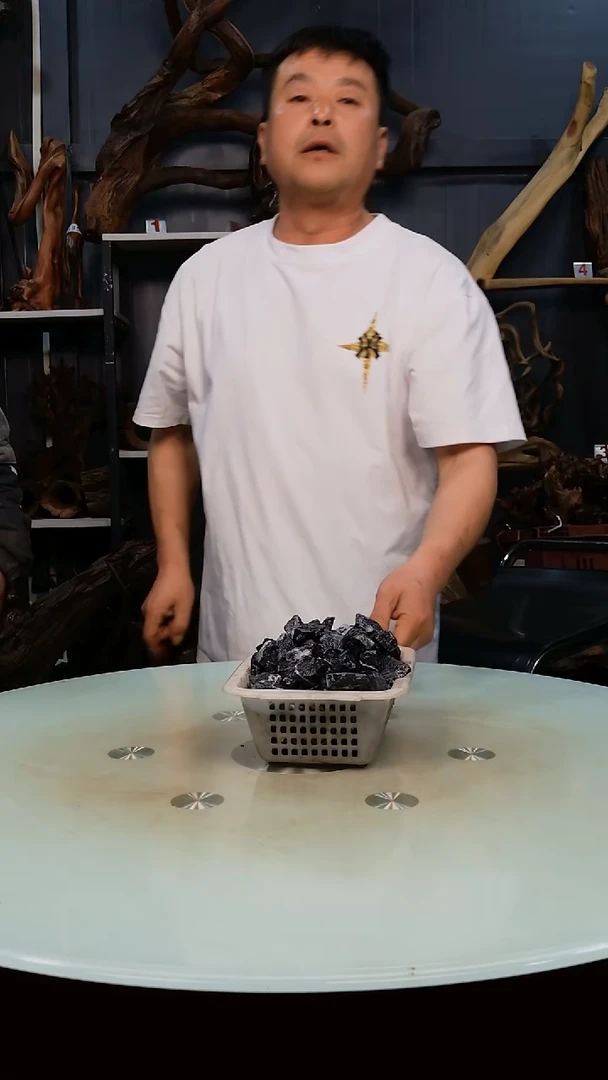 【闪购商品】木随机发货一筐青龙石特碎4斤9.9