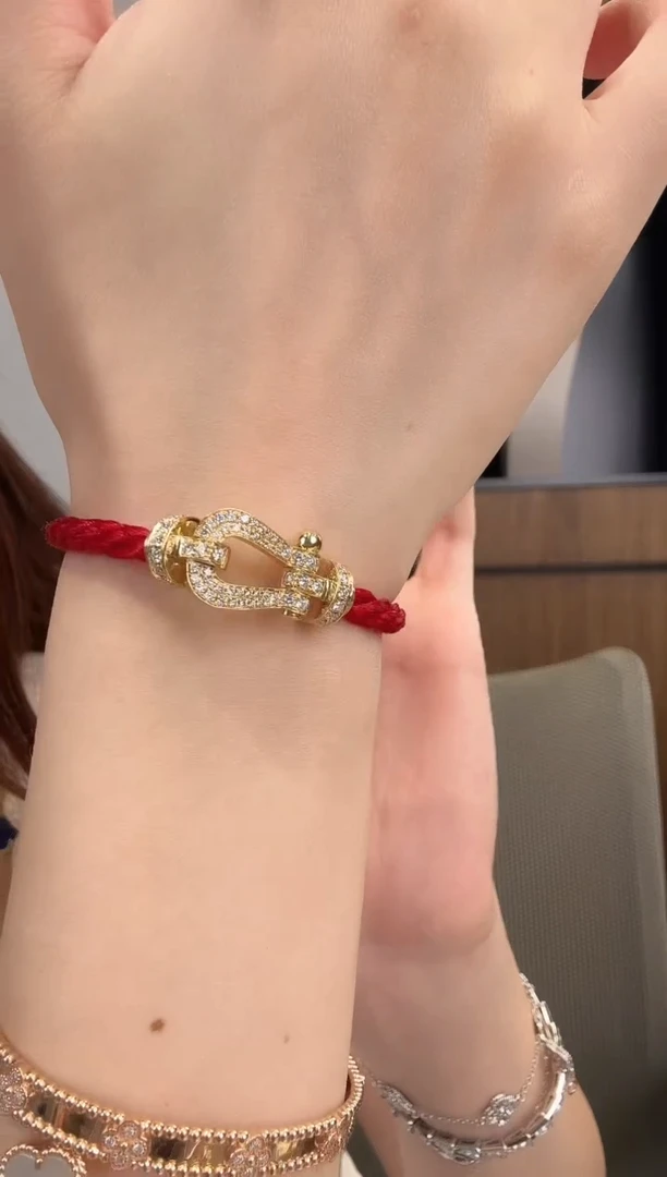 手绳18K金镶嵌钻石大号马蹄尼龙绳（拍下备注净手围）