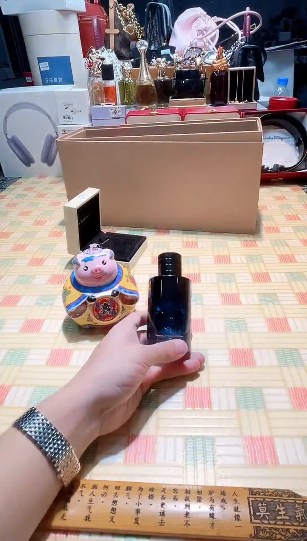 瓷片瓷器 库房到期 全部地板价@@1