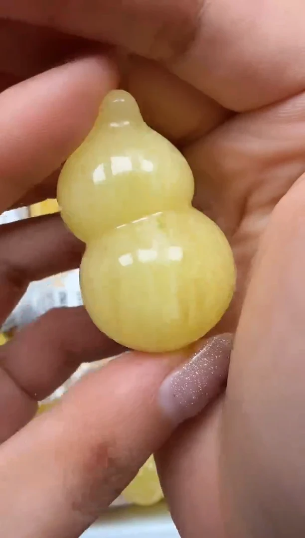 裸石琥珀未镶嵌如图