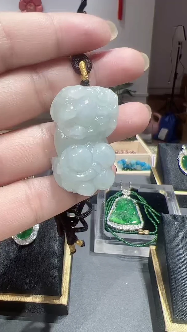 颈饰未镶嵌翡翠202510538