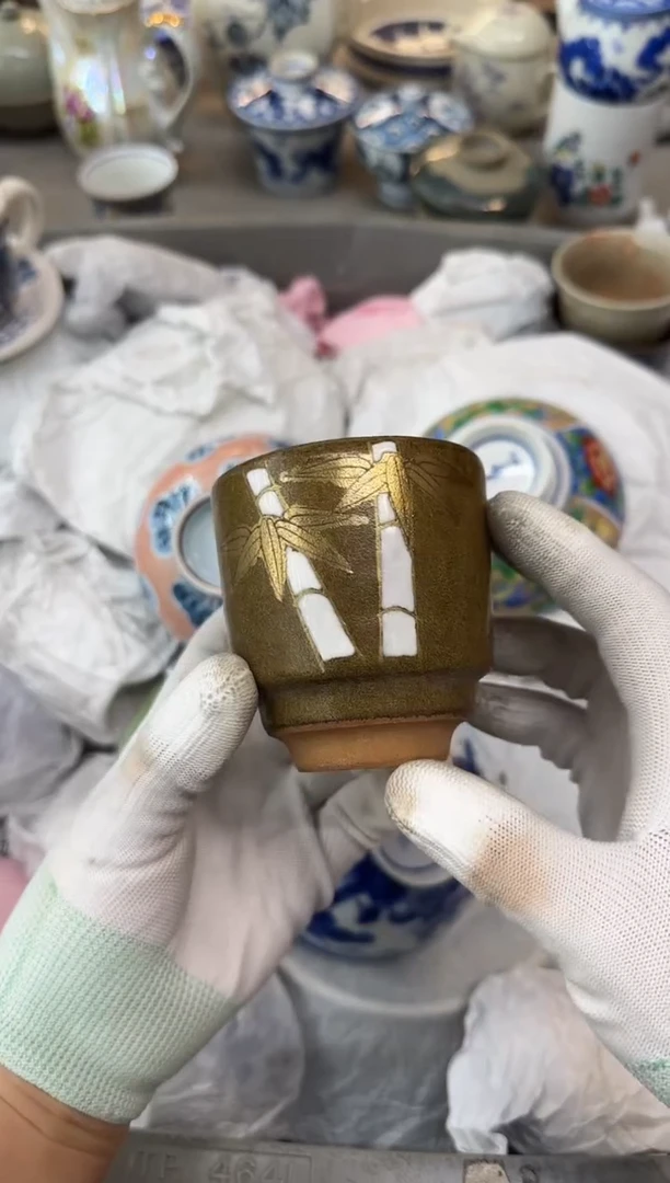 摆件一**着瓷器瓷器瓷器瓷器