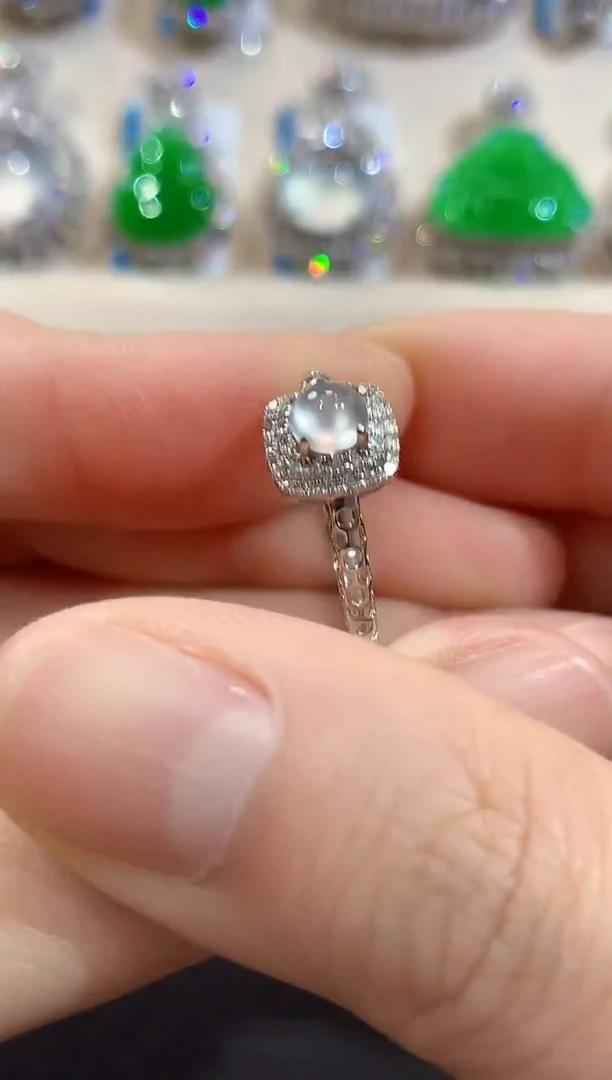 18K金镶嵌戒指翡翠A31 多样性发货一件