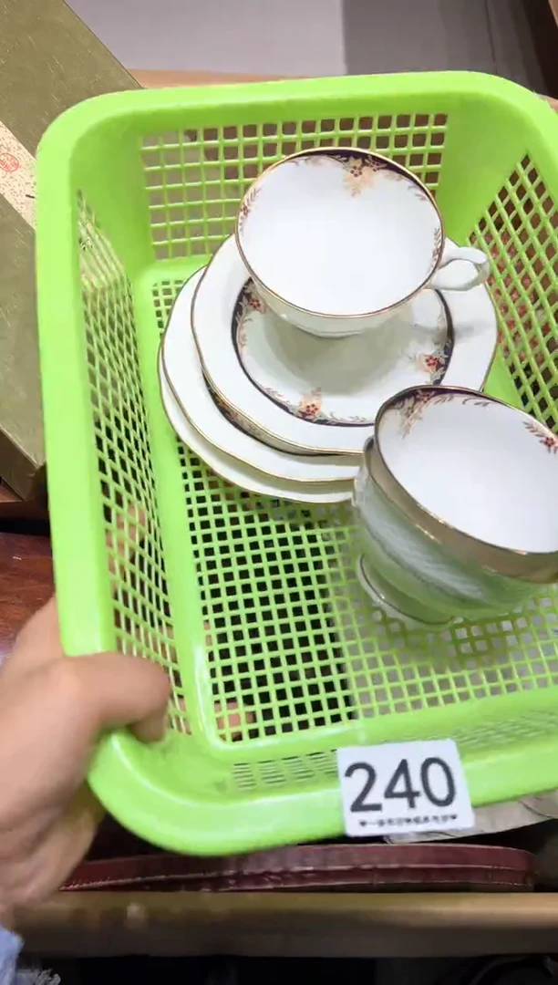 瓷片小*狸240..........