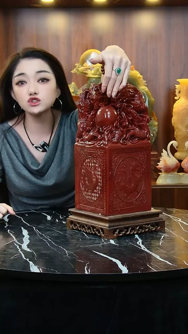 石材天**情家居摆件寿山石印章