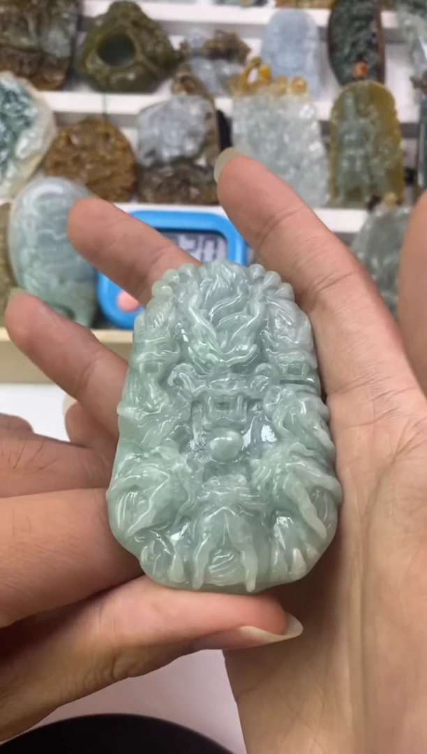 颈饰未镶嵌翡翠天然翡翠