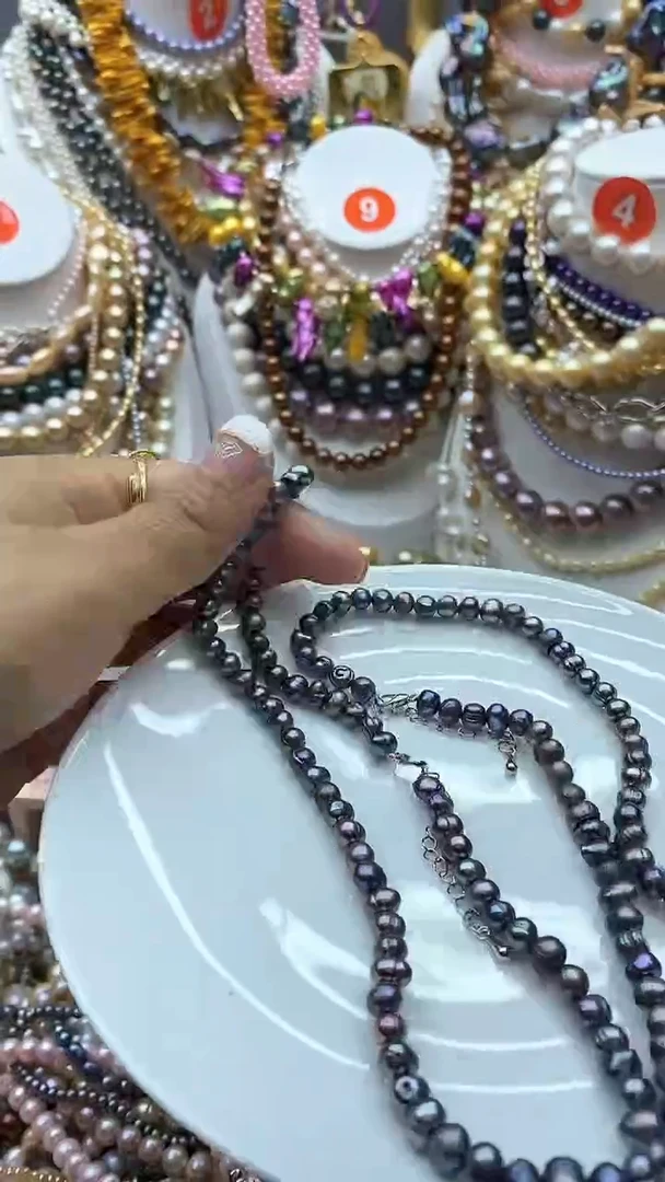 淡水珍珠未镶嵌颈饰1
