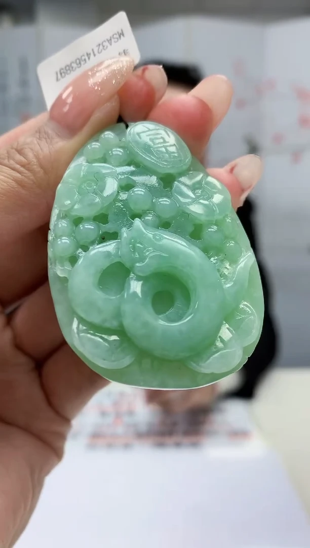 【闪购商品】定制翡翠未镶嵌5155MM-毛货挂件78