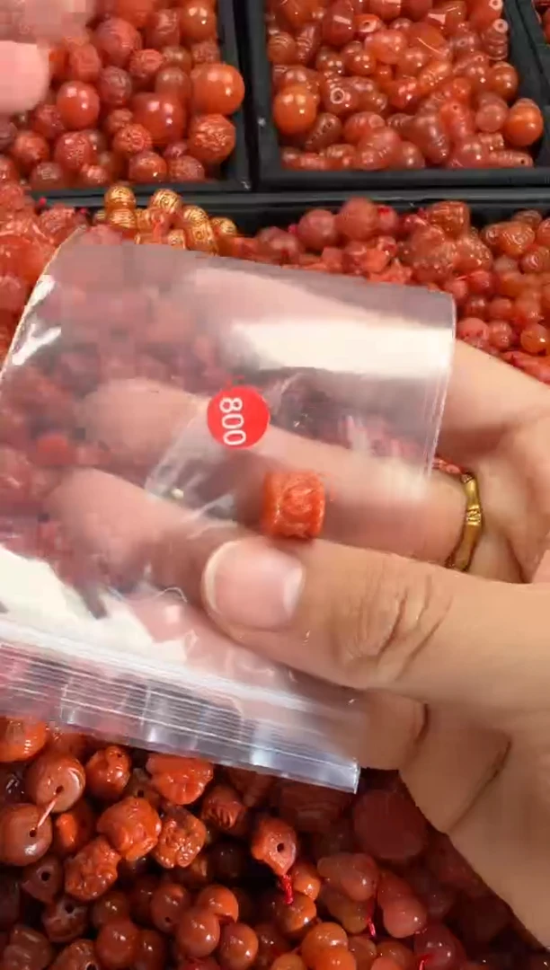 【闪购商品】南红玛瑙颈饰未镶嵌1