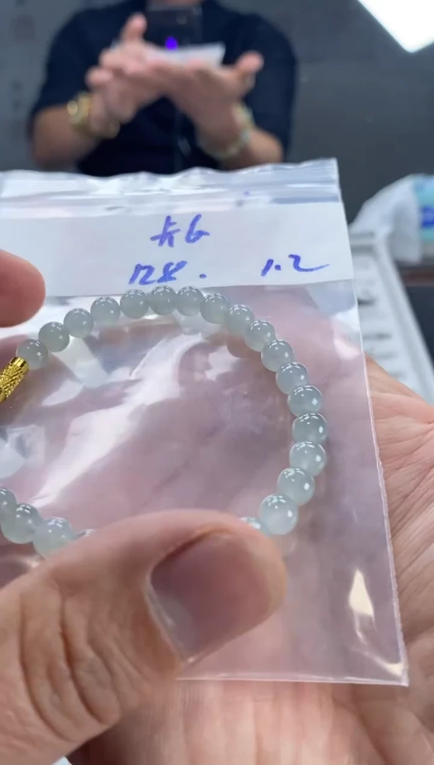 未镶嵌定制翡翠天然缅甸翡翠珠子