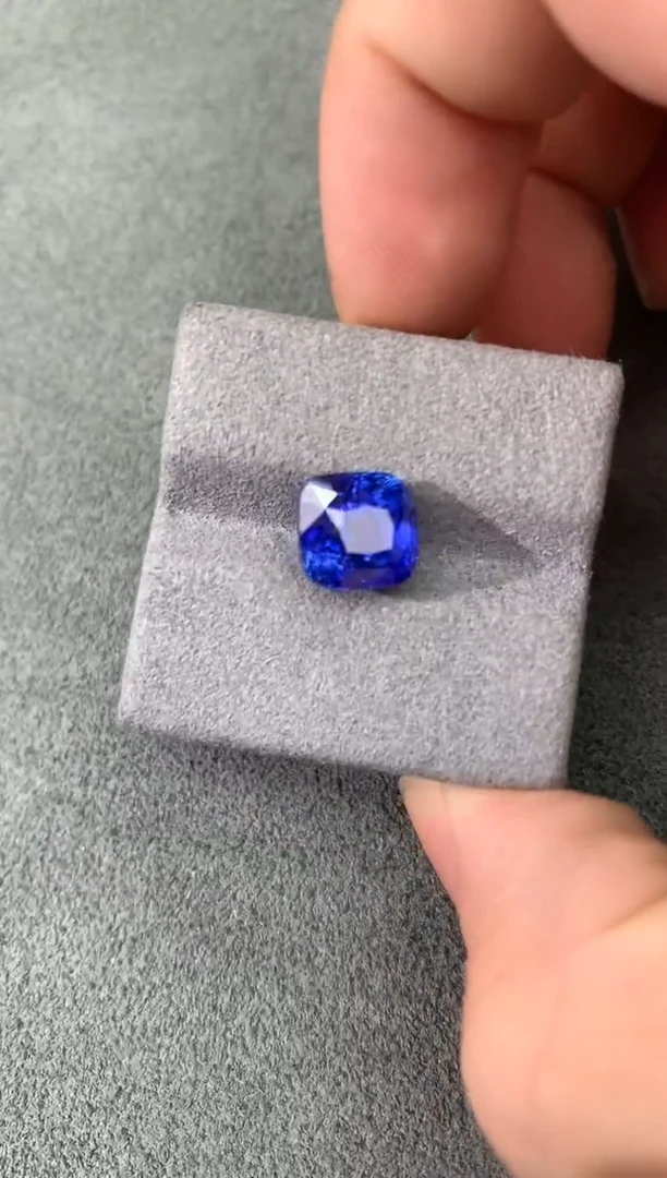 裸石彩色蓝宝石皇家蓝 5.13CT