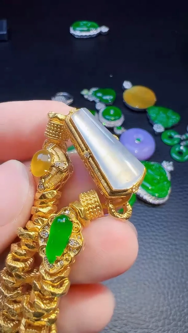 足金镶嵌手链翡翠米*多翡翠