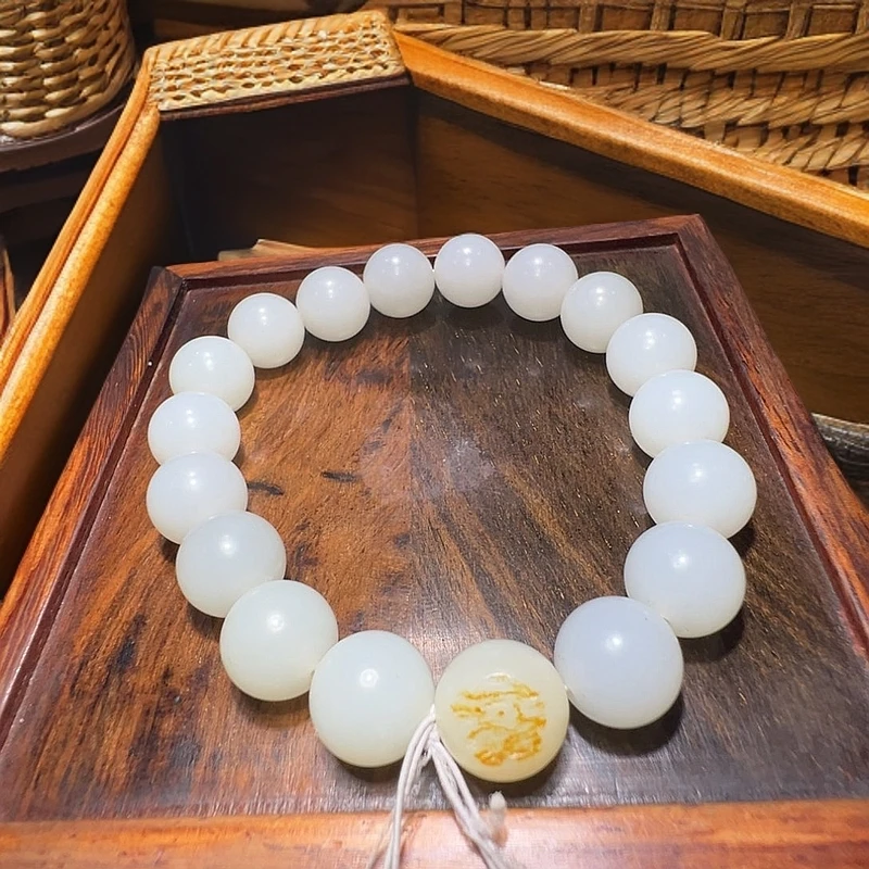 和田玉手串未镶嵌