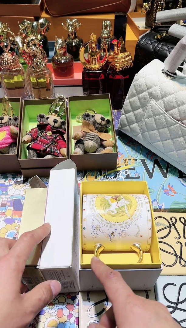 【闪购商品】瓷片换类目孤品单品一件不留邂逅粉 银色山泉