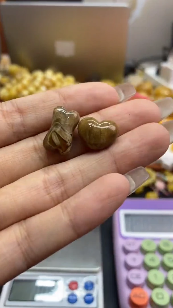 未镶嵌琥珀珠宝奇石1078一单