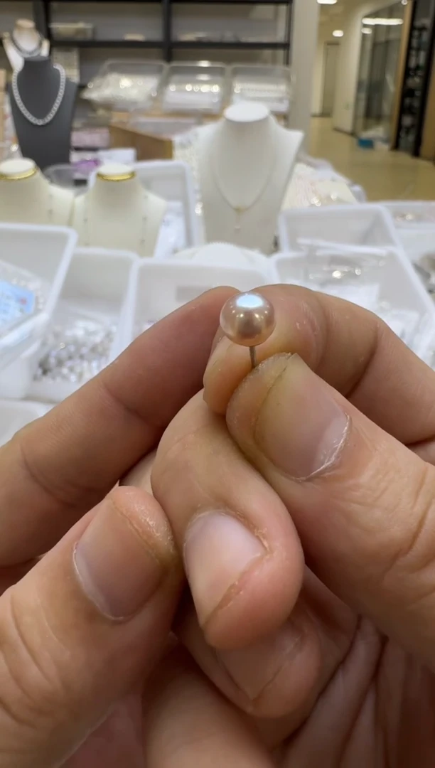 银S925镶嵌淡水珍珠耳钉7mm 中国红