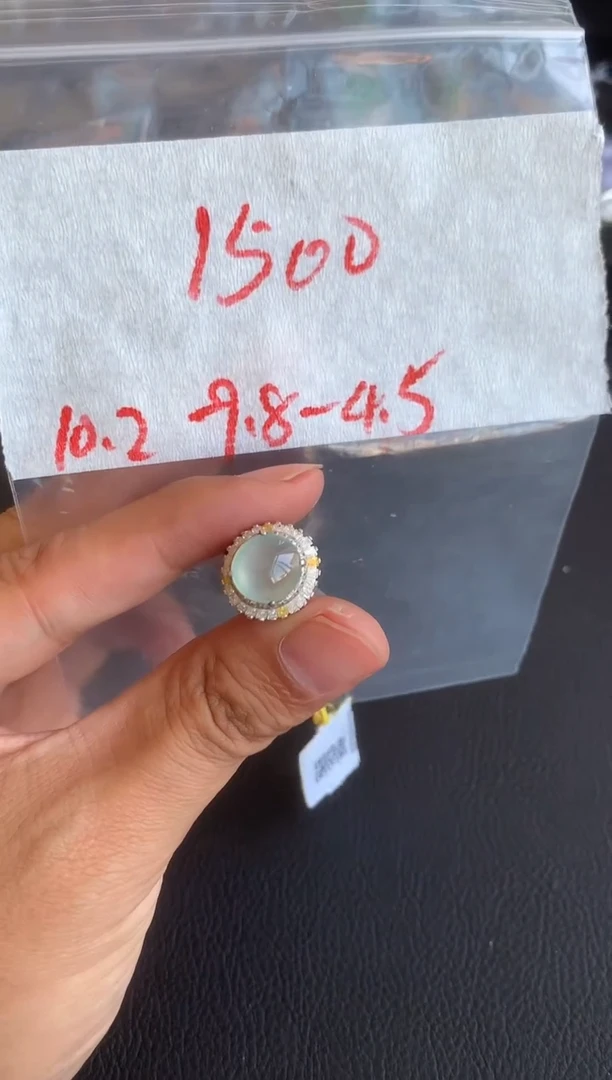 未镶嵌定制翡翠缅甸A货翡翠，拍一发一