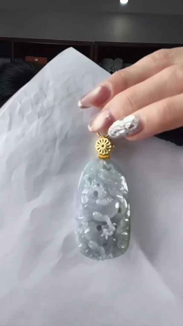 【闪购商品】翡翠颈饰未镶嵌龙