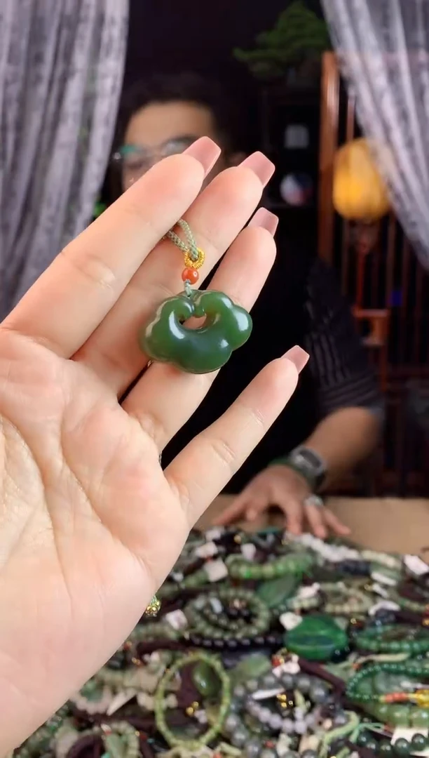 【闪购商品】和田玉挂件未镶嵌多样性发货拍一发一