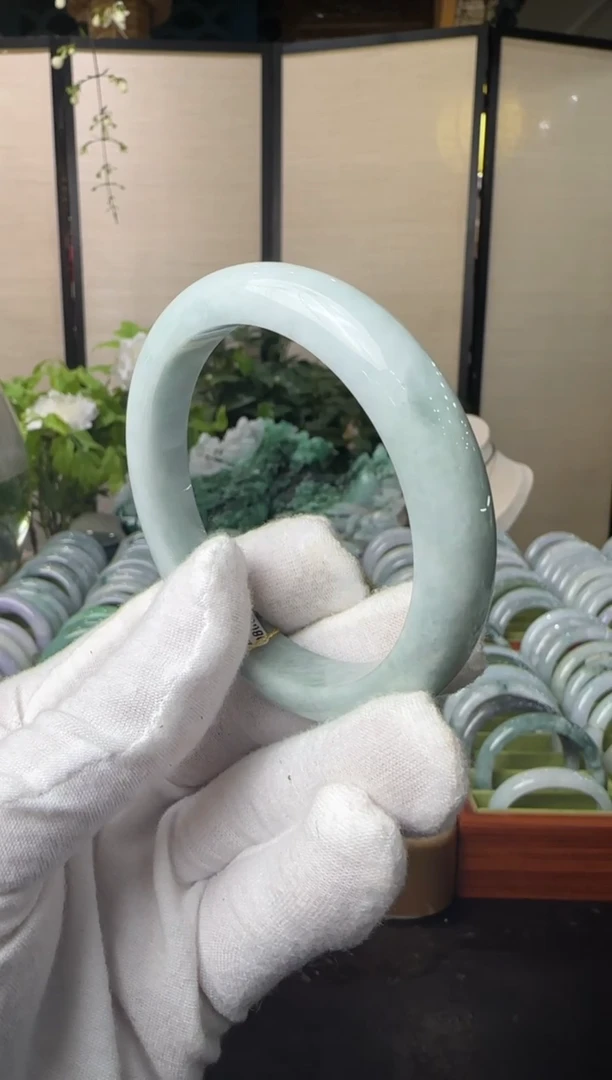 未镶嵌手镯翡翠翡翠手镯