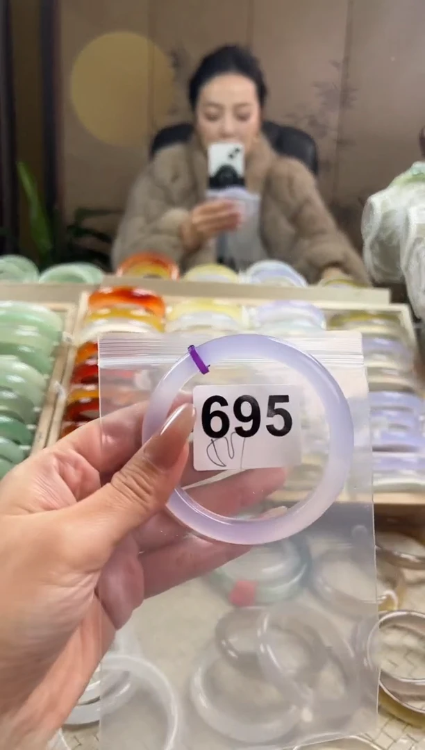 手镯玛瑙/玉髓未镶嵌695