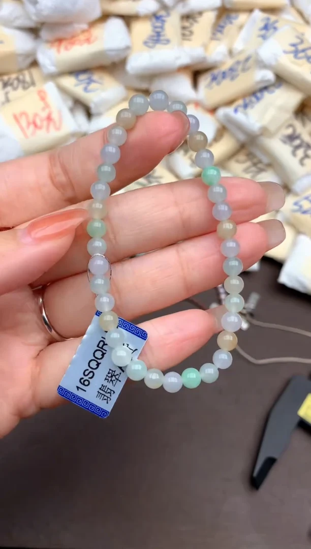 未镶嵌挂件翡翠一