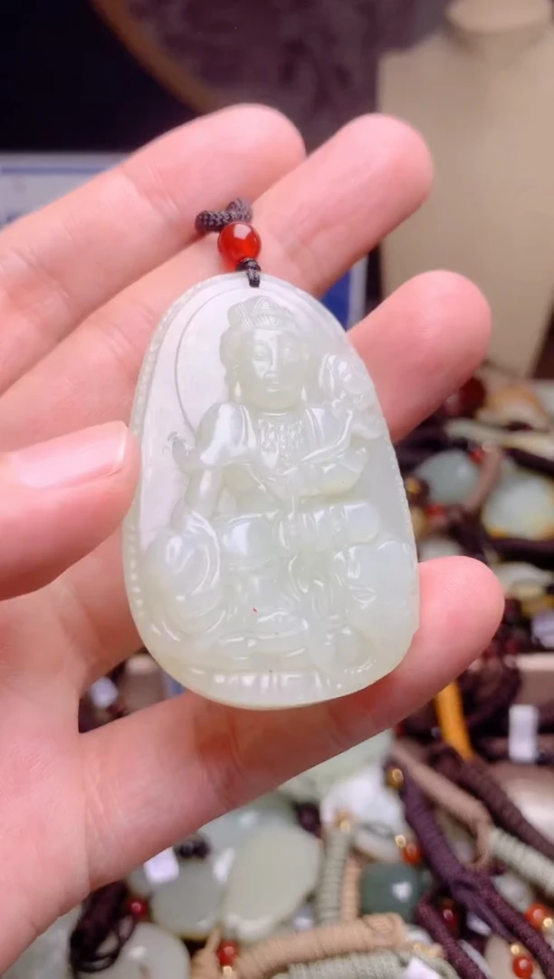 和田玉未镶嵌颈饰1