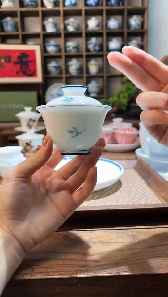 【闪购商品】手绘玉兰花小二才盖碗